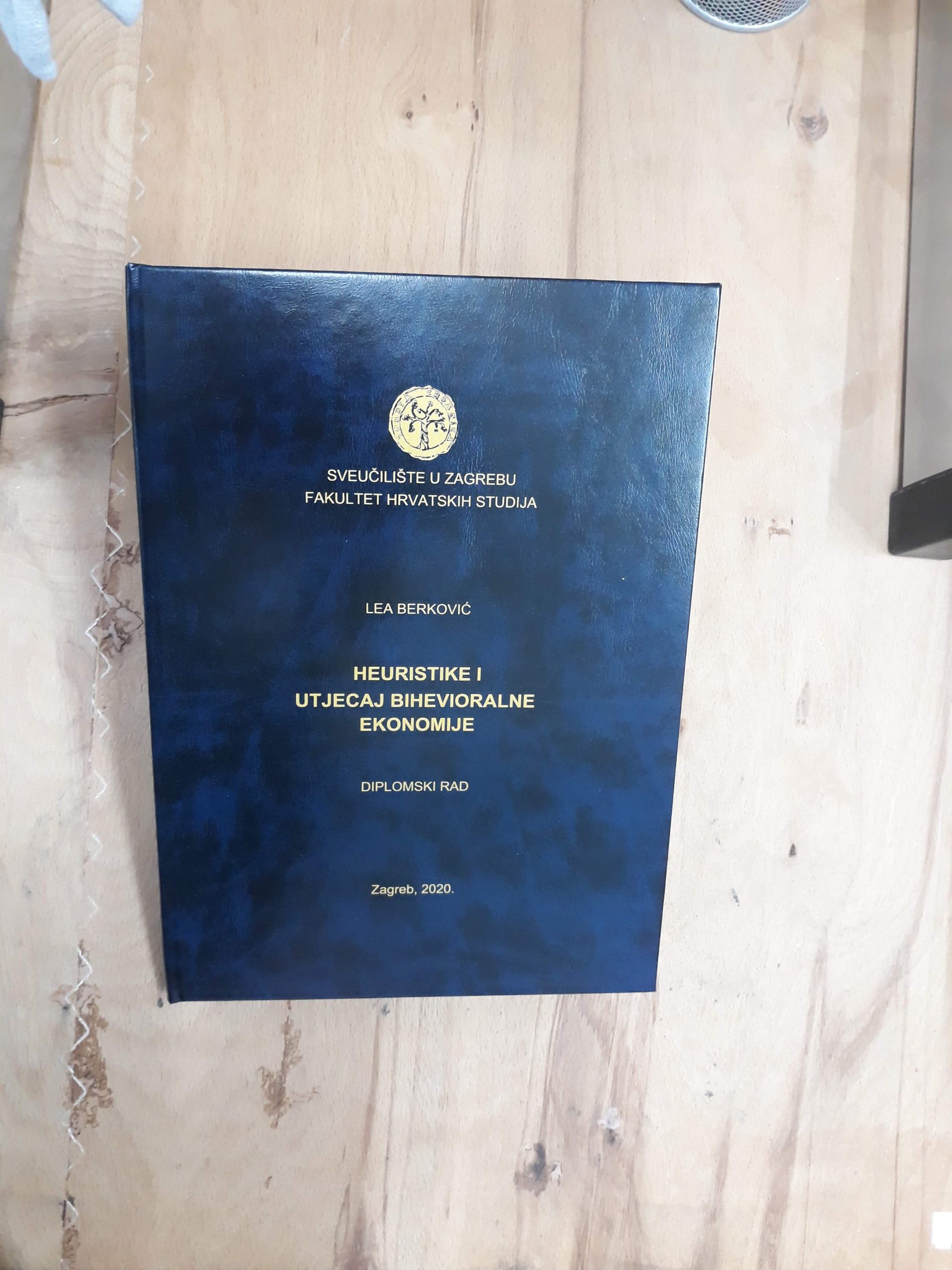 tvrdi uvez diplomskog rada